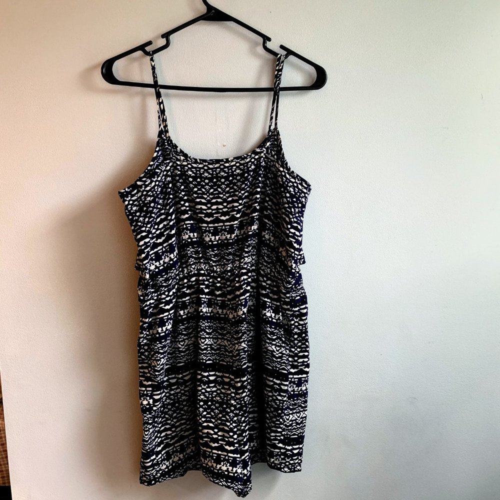 Navy Patterned Romper - Picture 2 of 5